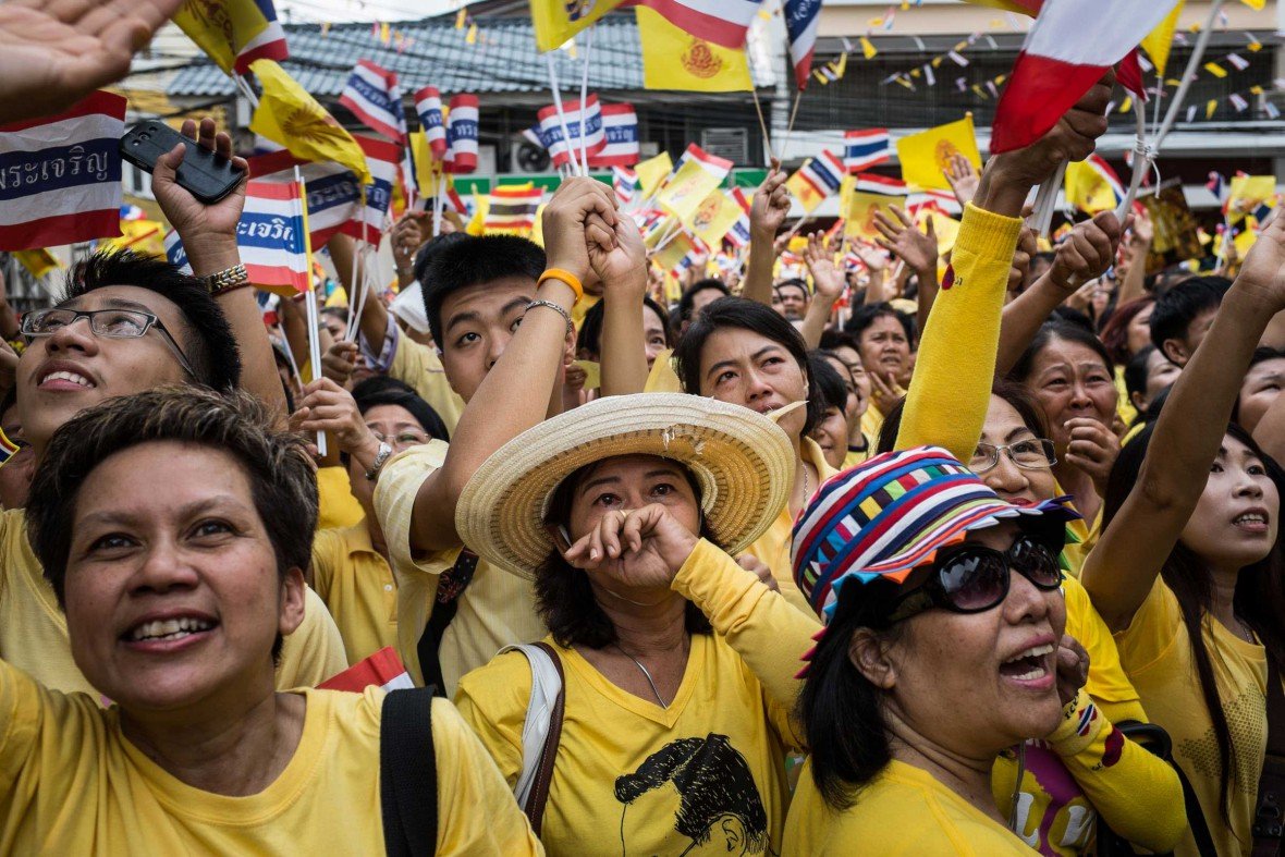 July In Thailand Why So Much Yellow Tasteofthailand